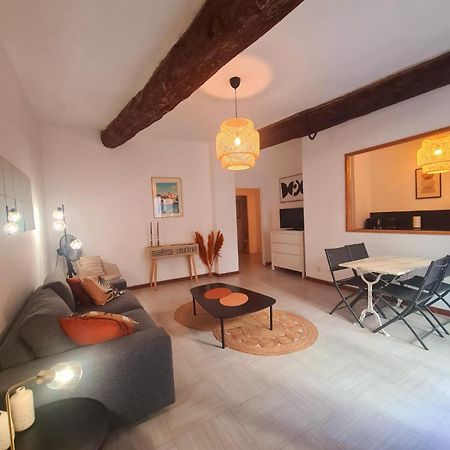 Appartement Intra Muros Avec Cour Privee アヴィニョン エクステリア 写真